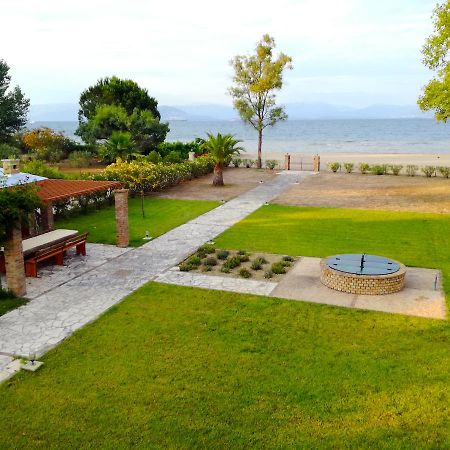 Antonia Beachfront Villa Lefkímmi Eksteriør billede