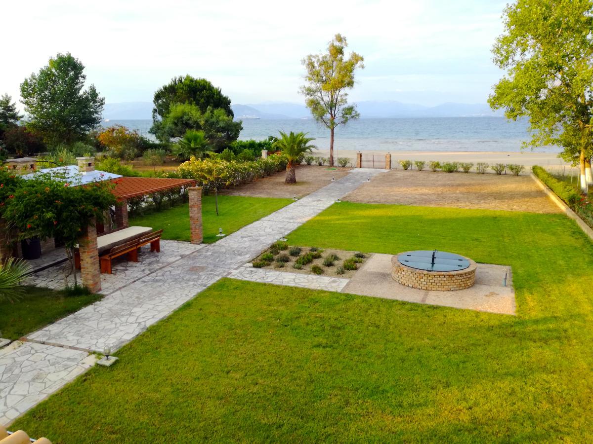 Antonia Beachfront Villa Lefkímmi Eksteriør billede